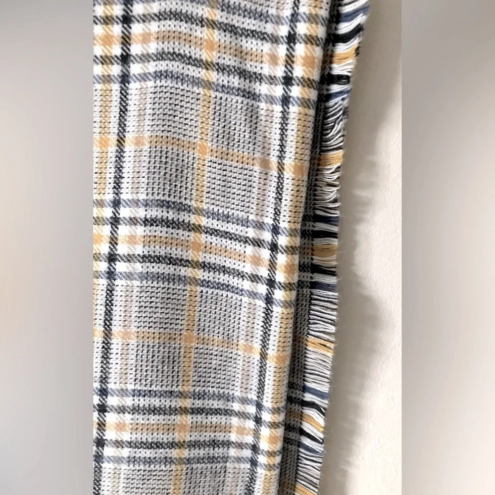 ZARA Accessories Plaid Oversized Scarf/Wrap